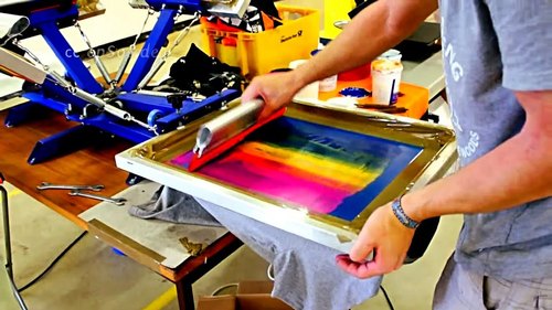Five Tips on How to Select The Best Company For T-Shirt Printing
